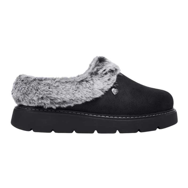 Zwarte Skechers damespantoffel met suède-look, grijs imitatiebont en dikke zool, zijaanzicht