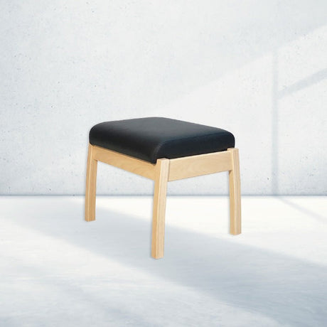 Farstrup 5699 skammel, Lysnet bøg/Sort læder - Seniorshop