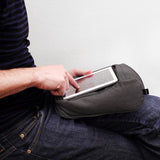 2-in-1 nekkussen en iPad-houder